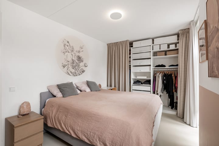 Foto 4 van Roentgenstraat 61