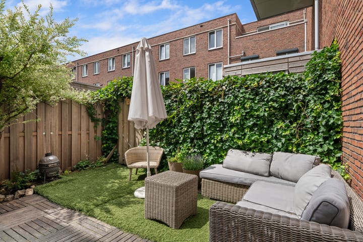 Foto 11 van Roentgenstraat 61