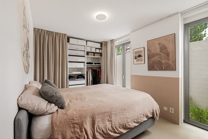 Foto 25 van Roentgenstraat 61