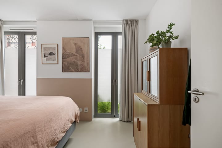 Foto 26 van Roentgenstraat 61