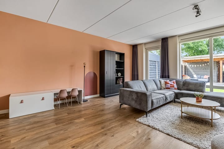 Photo 3 of De Stomphorst 44