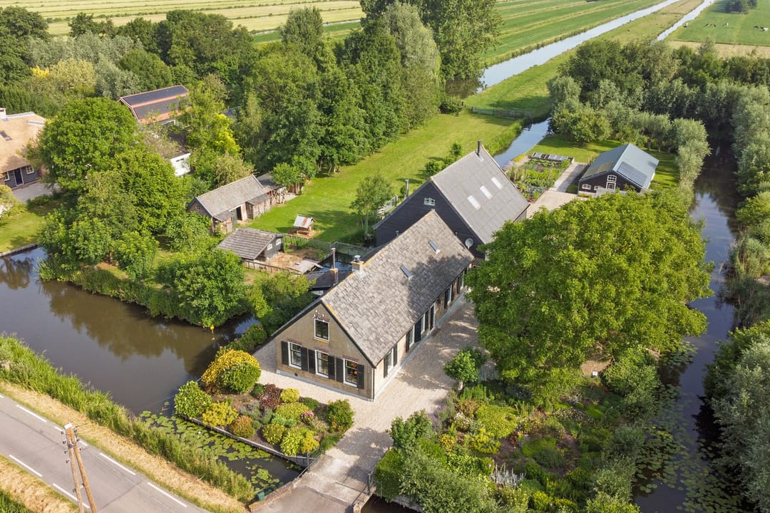 Photo 2 of Benedenberg 103