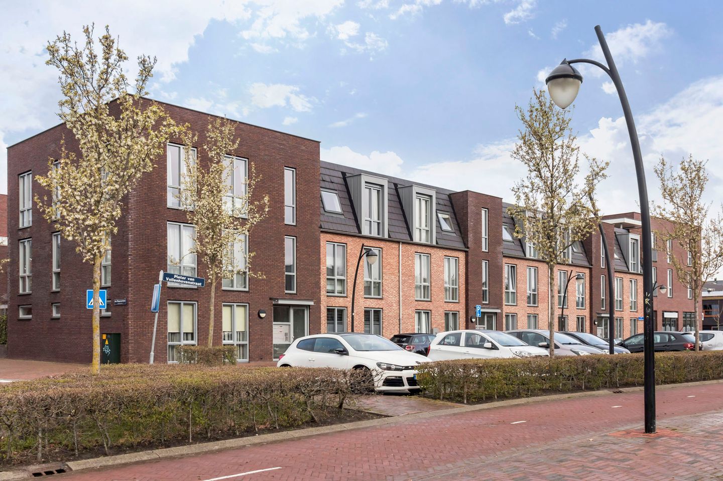 Foto 20 van Pieter van Vollenhovenstraat 7