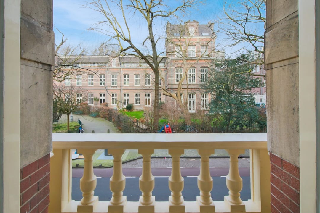 Photo 8 of Eerste Helmersstraat 121-1