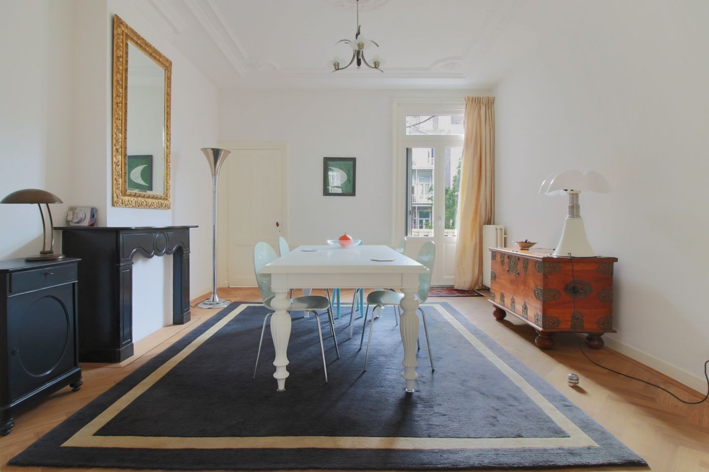 Photo 10 of Eerste Helmersstraat 121-1