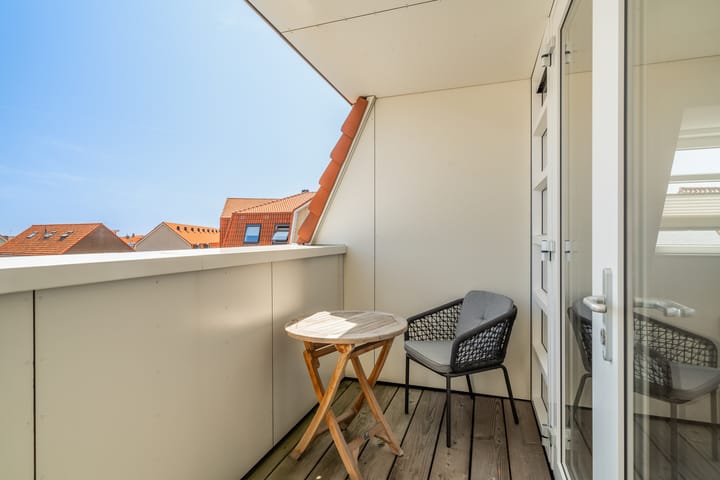 Foto 24 van Prins Willem III-plein 24