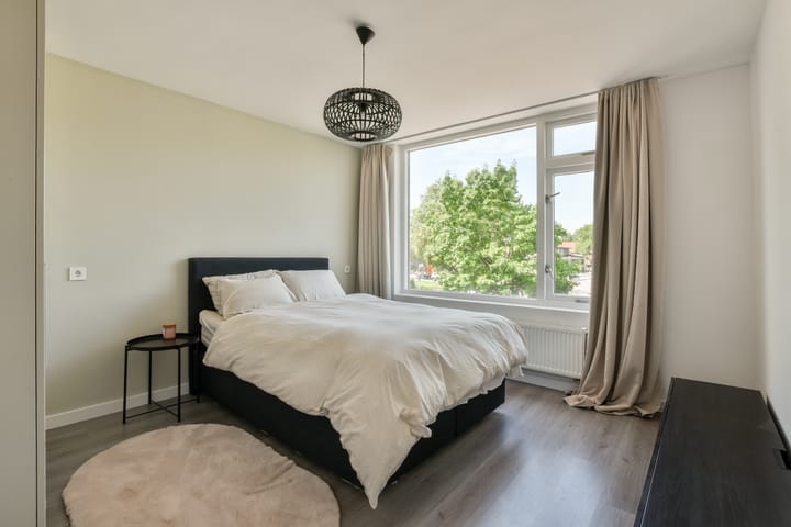 Foto 14 van Schweitzerplein 1