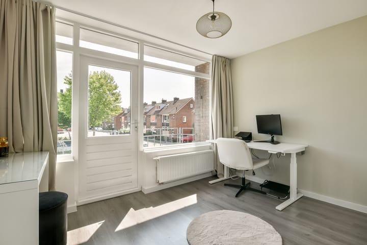 Foto 16 van Schweitzerplein 1