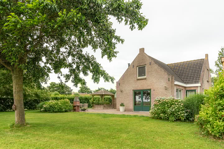 Foto 4 van Bargereed 106