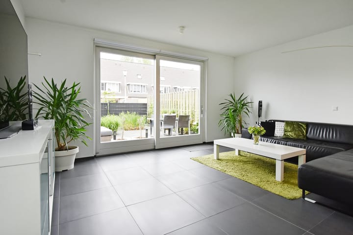 Foto 4 van Sneekermeerplantsoen 44