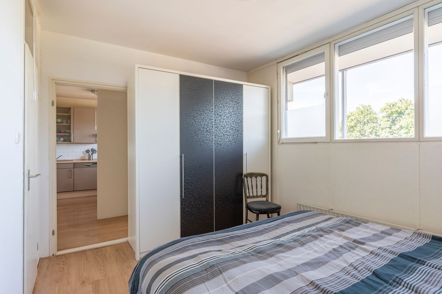 Photo 14 of Eisenhowerstraat 424