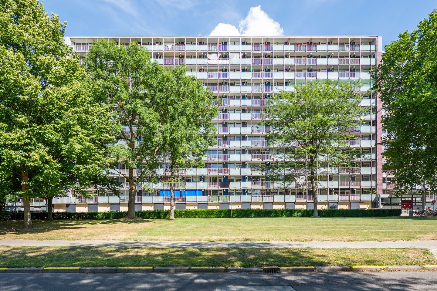 Photo 20 of Eisenhowerstraat 424