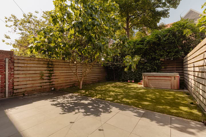 Foto 10 van J.J. Viottastraat 12