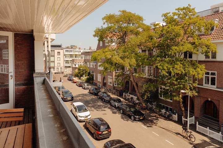 Foto 18 van J.J. Viottastraat 12