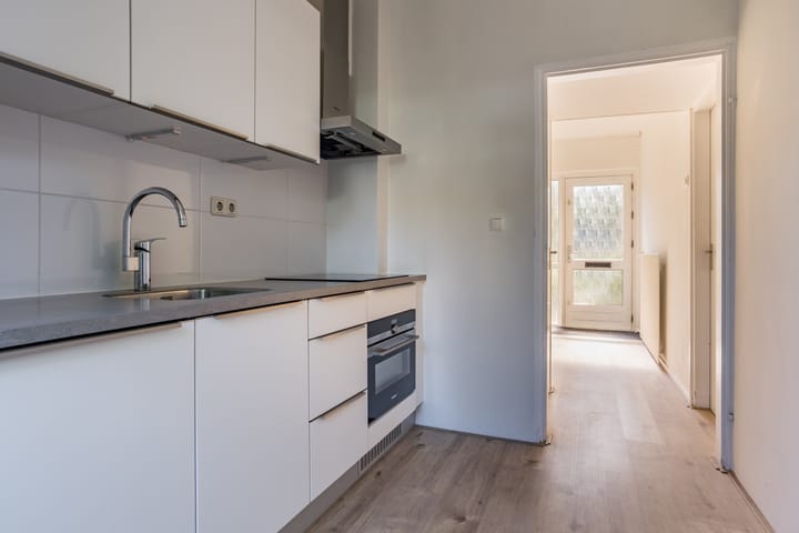 Foto 11 van Van Beethovenstraat 5