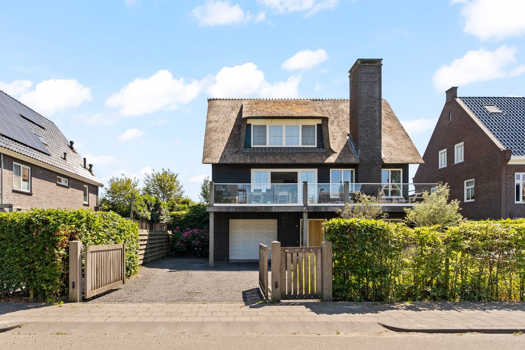 Photo 2 of Oranjestraat 75