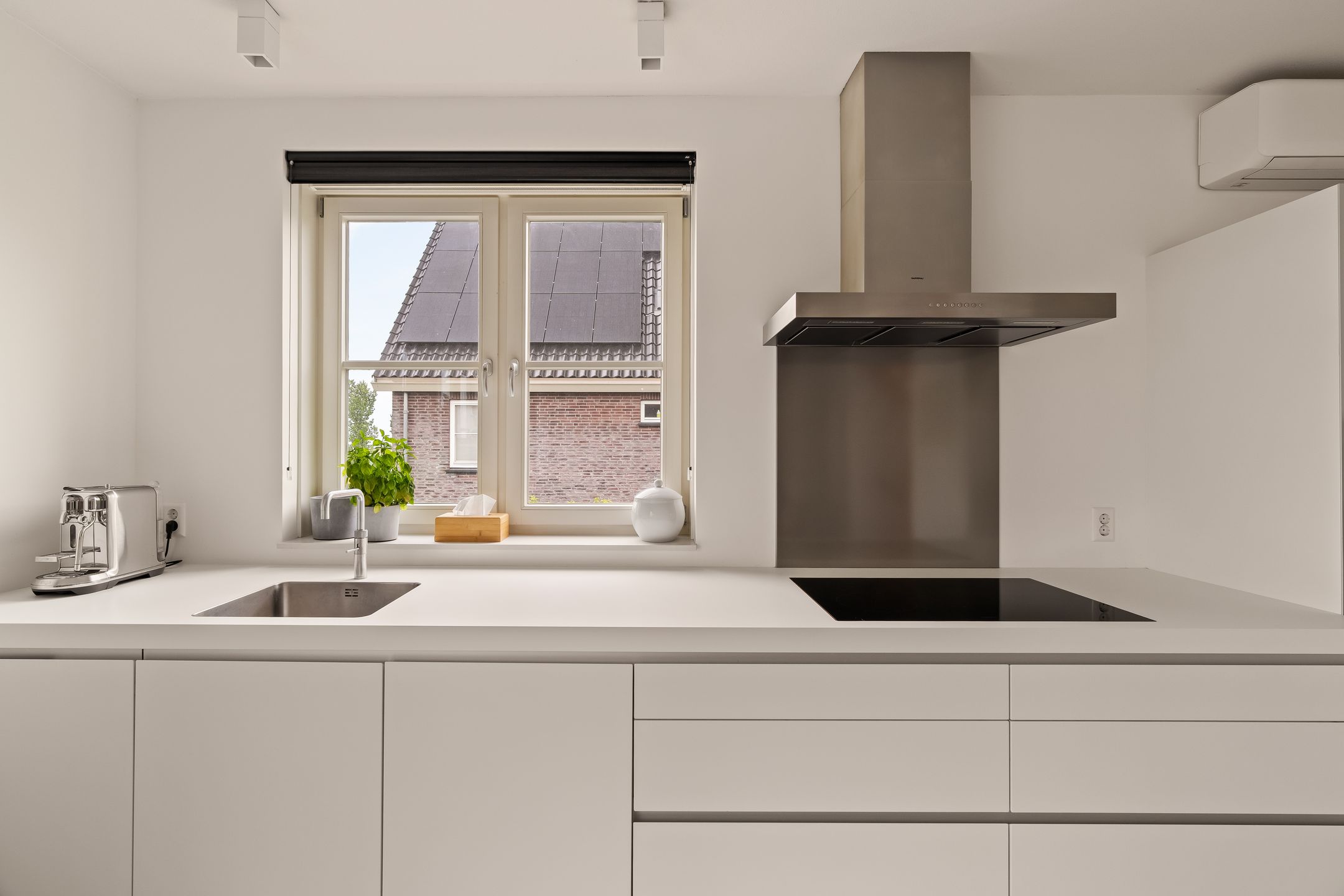 Photo 15 of Oranjestraat 75