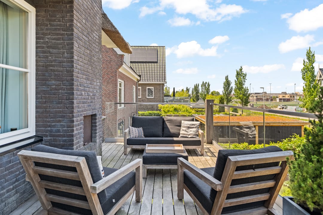 Photo 37 of Oranjestraat 75