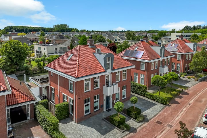 Photo 7 of Mari Andriessenhof 10