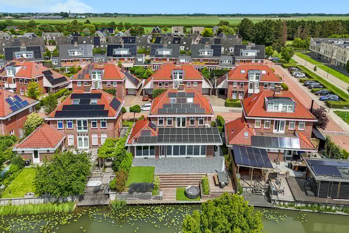 Photo 9 of Mari Andriessenhof 10