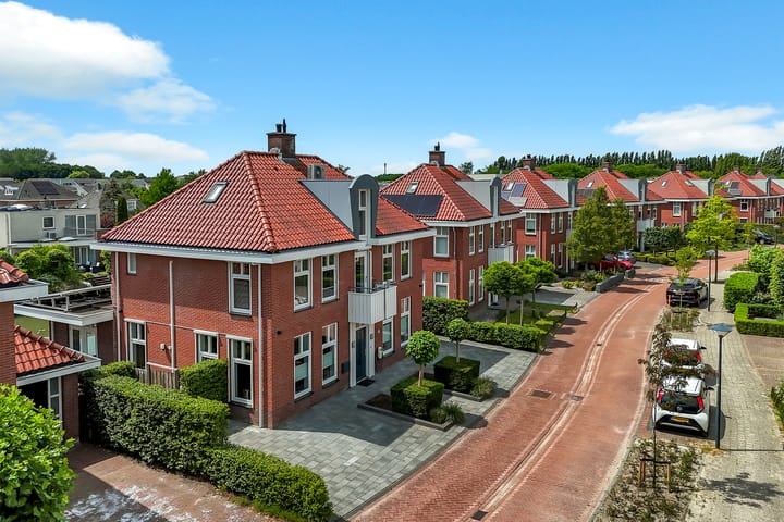 Photo 15 of Mari Andriessenhof 10