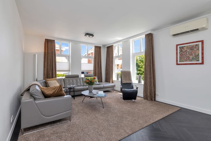 Photo 21 of Mari Andriessenhof 10