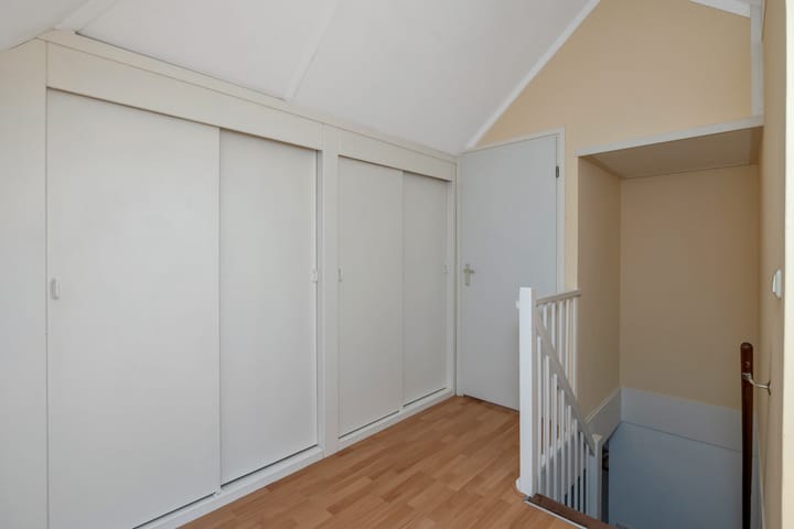 Photo 34 of Mari Andriessenhof 10