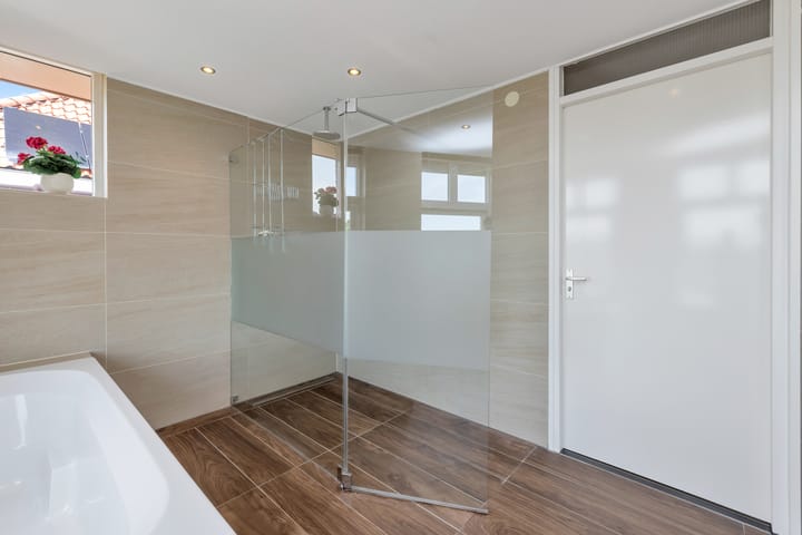 Photo 40 of Mari Andriessenhof 10