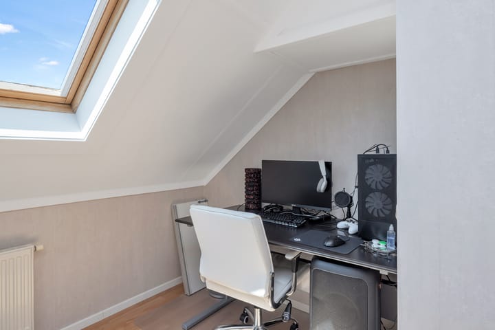 Photo 45 of Mari Andriessenhof 10