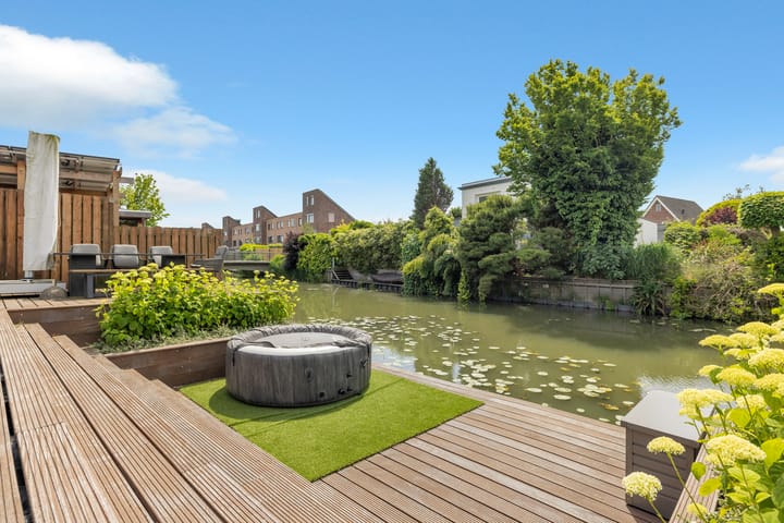 Photo 69 of Mari Andriessenhof 10