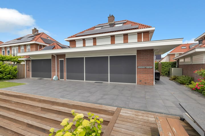 Photo 70 of Mari Andriessenhof 10