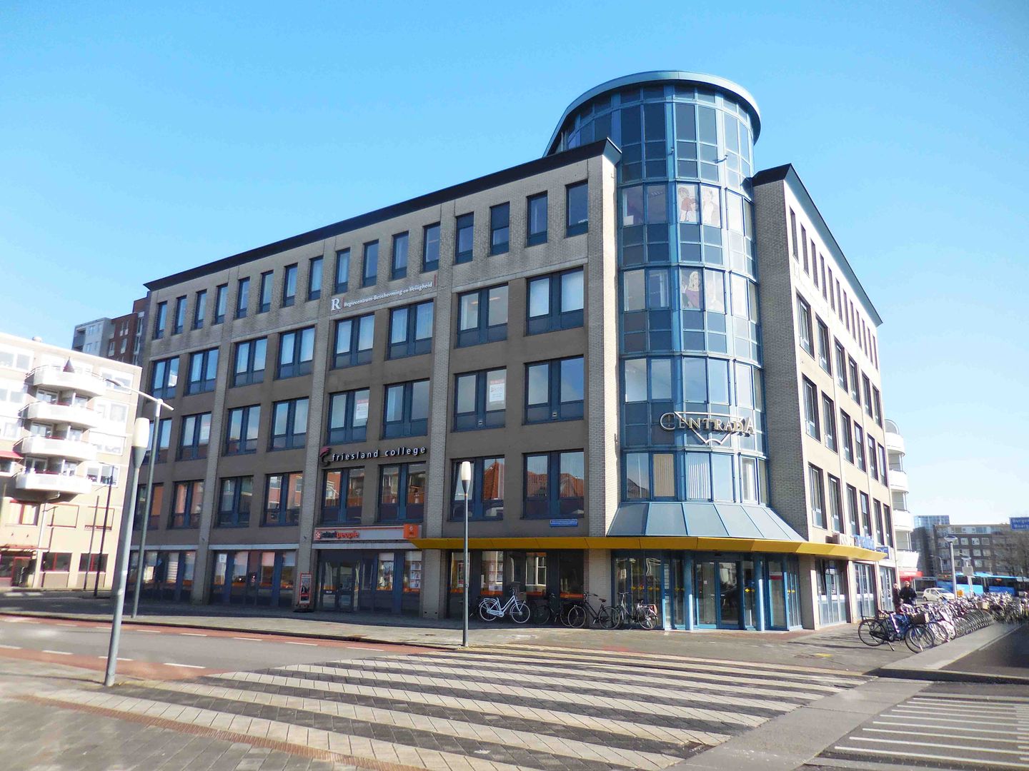 Bekijk foto 2 van Van Knobelsdorffplein 6