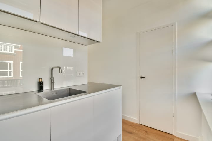 Foto 16 van Van Spilbergenstraat 29-3