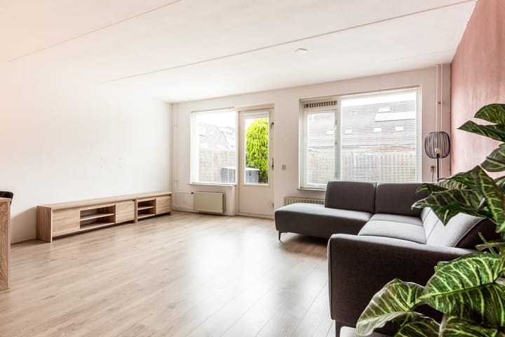 Foto 6 van P.J.H. Cuypersstraat 24