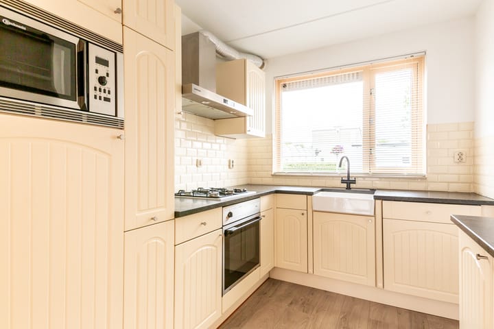 Foto 10 van P.J.H. Cuypersstraat 24