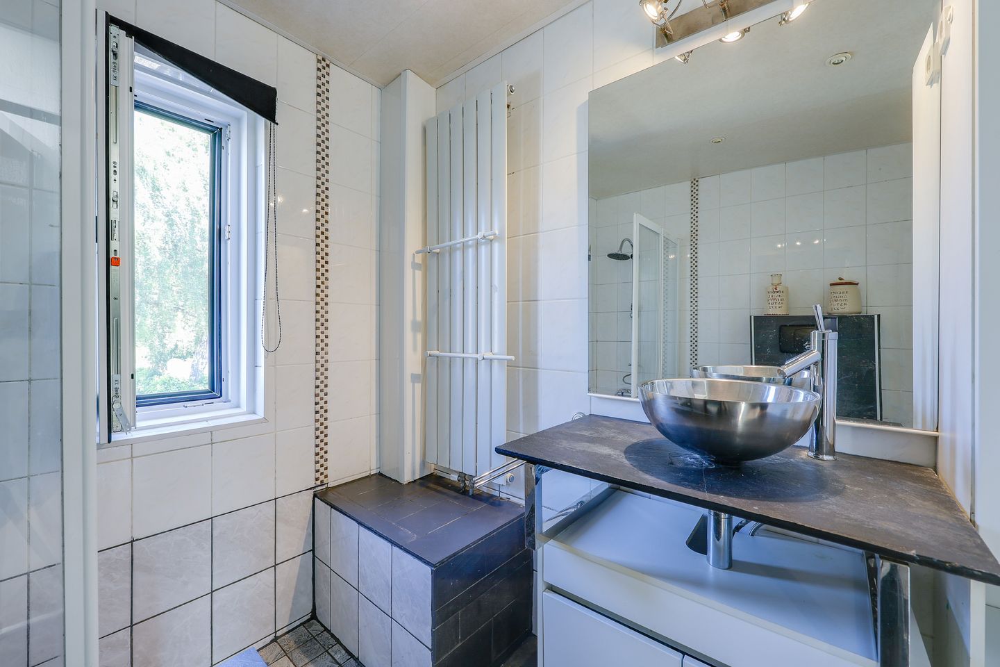 Photo 20 of Karveel 53 50