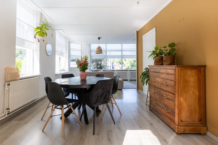 Photo 9 of Parallelweg 131