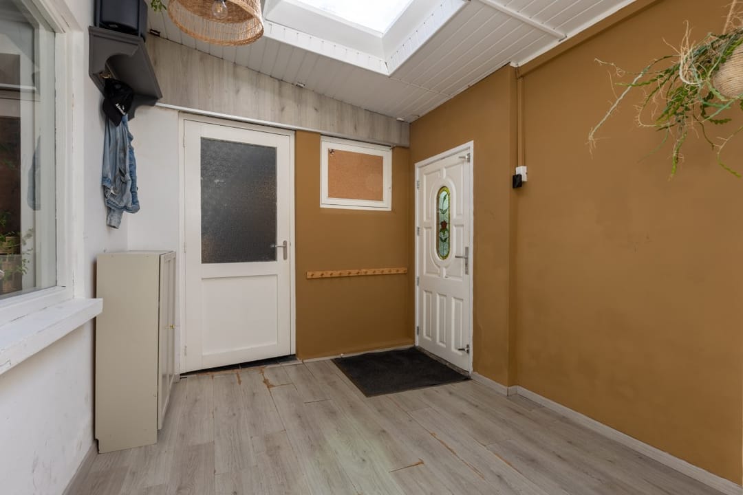 Foto 16 van Parallelweg 131