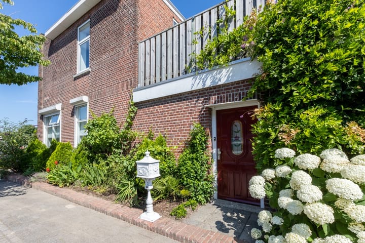 Photo 36 of Parallelweg 131