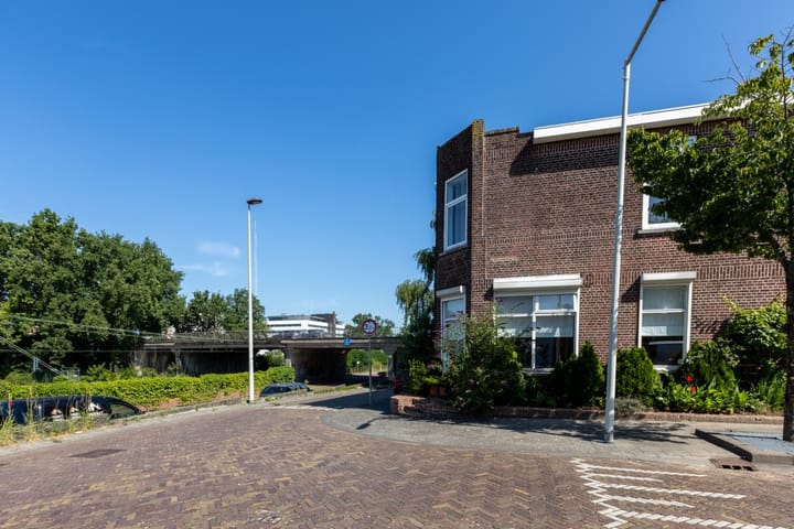 Photo 37 of Parallelweg 131