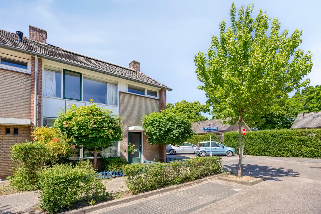 Foto 2 van Van Hoogstratenweg 2