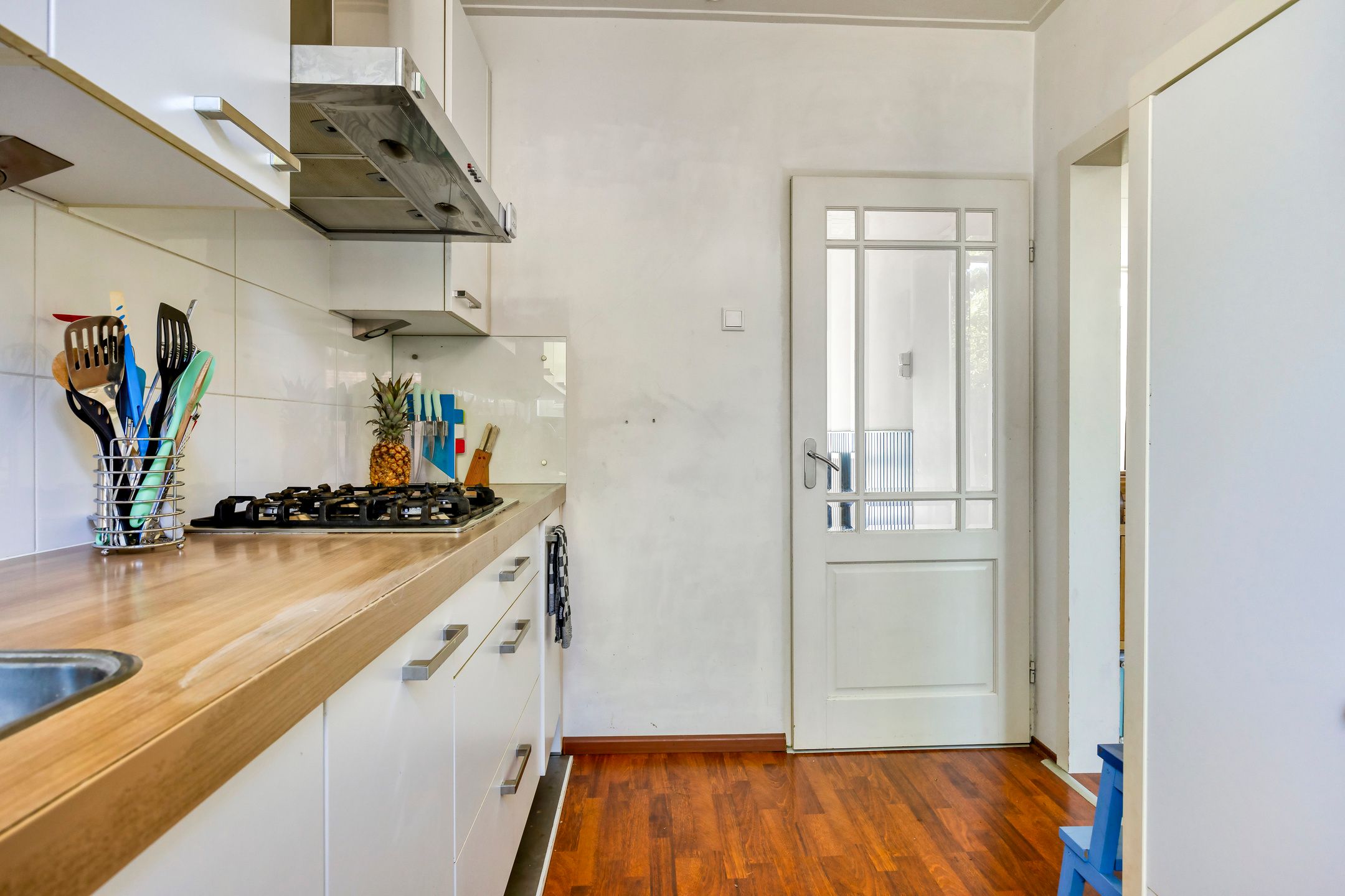 Foto 9 van Van Hoogstratenweg 2