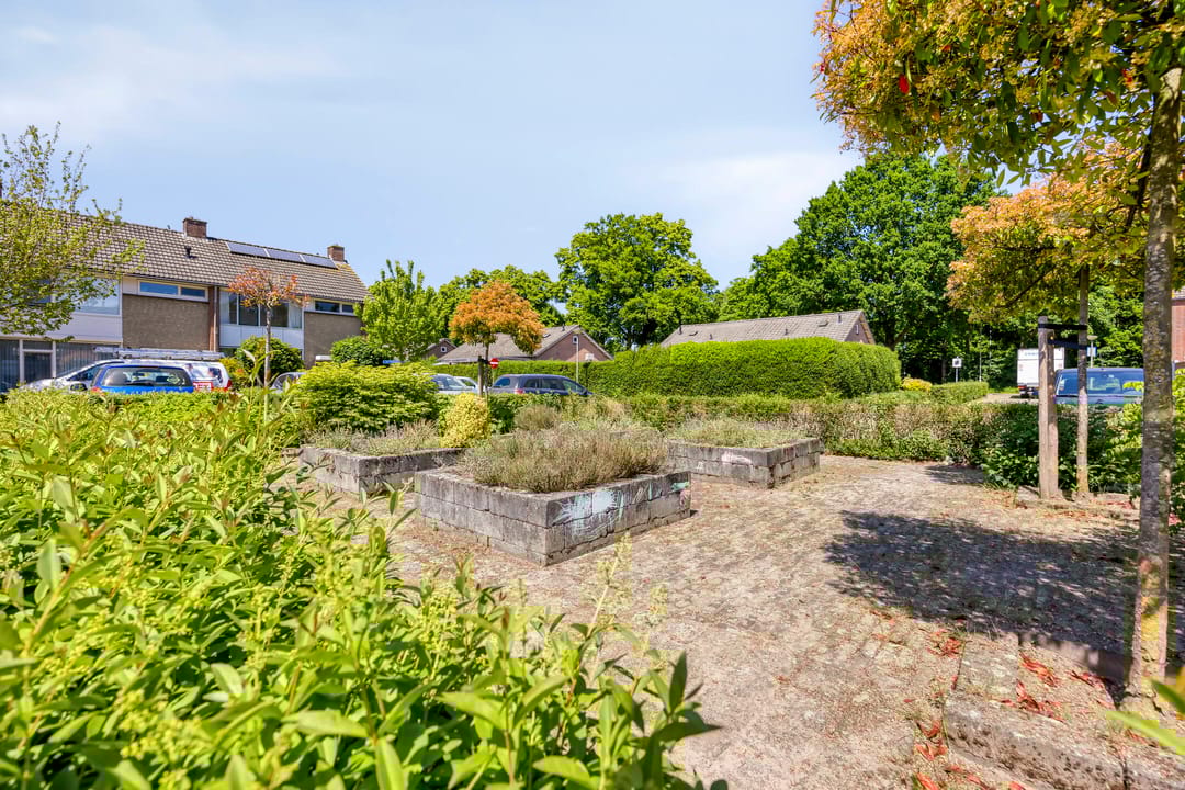 Foto 26 van Van Hoogstratenweg 2