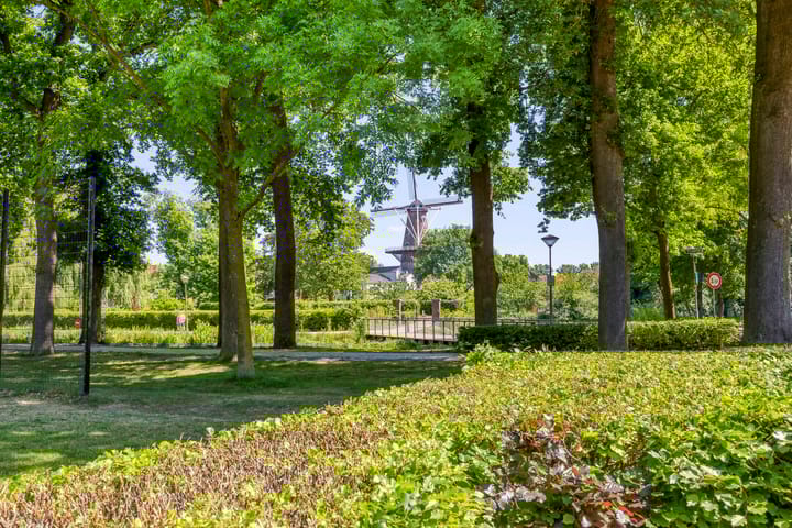 Photo 27 of Van Hoogstratenweg 2