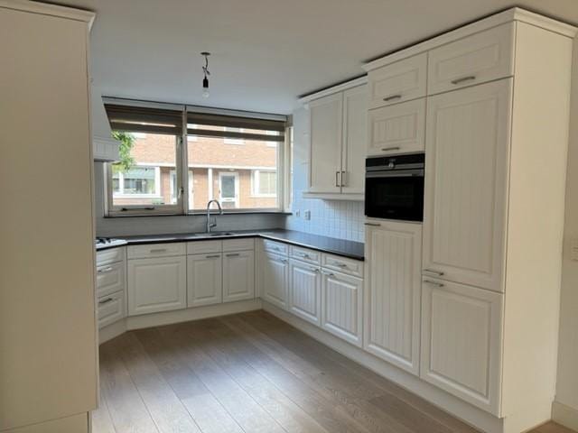 Photo 8 of Costa Ricastraat 85