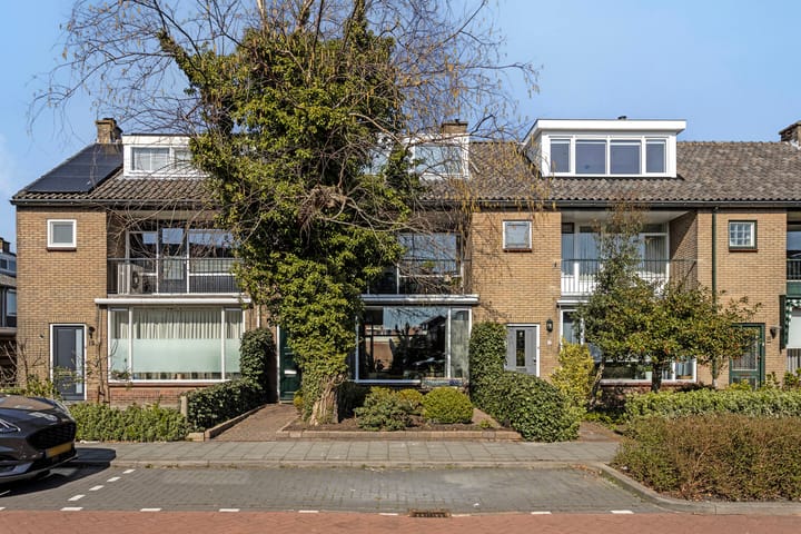 Foto 1 van Albert Schweitzerstraat 16