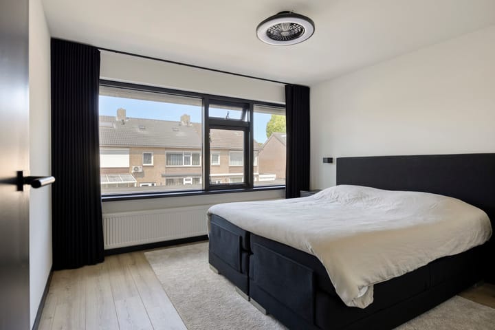 Foto 15 van Saturnusstraat 18