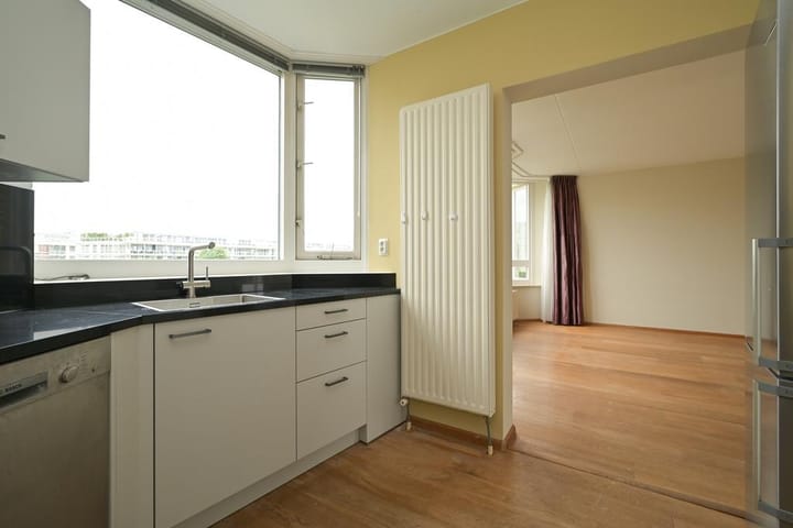 Foto 6 van Burgemeester De Monchyplein 129