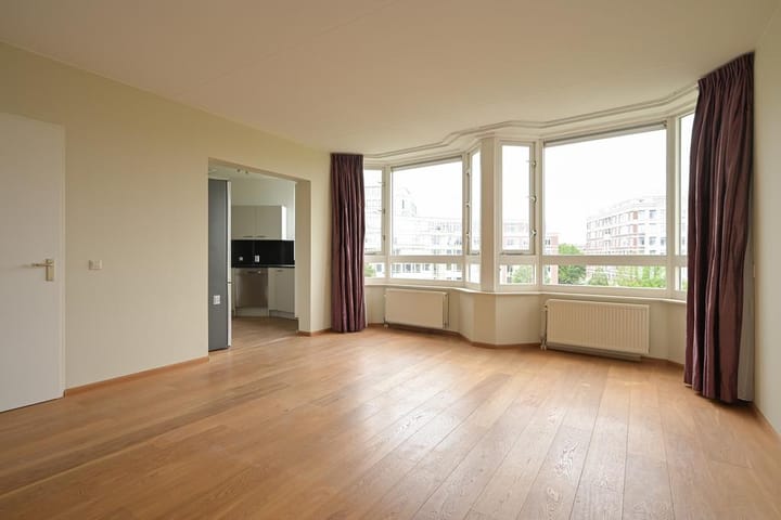 Foto 7 van Burgemeester De Monchyplein 129