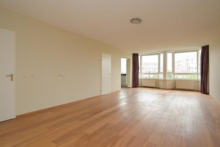 Foto 8 van Burgemeester De Monchyplein 129